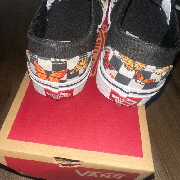 Vans Slip-On Sneakers - Black and Red Butterfly NWT - Picture 5 of 5
